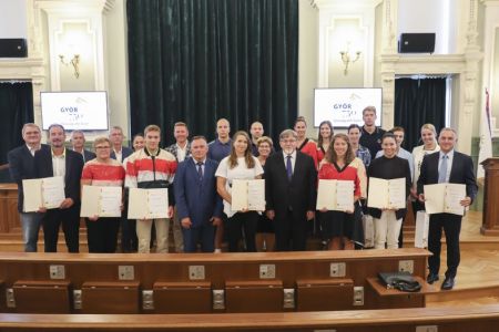 Olimpikonokat köszöntöttek a győri Városházán